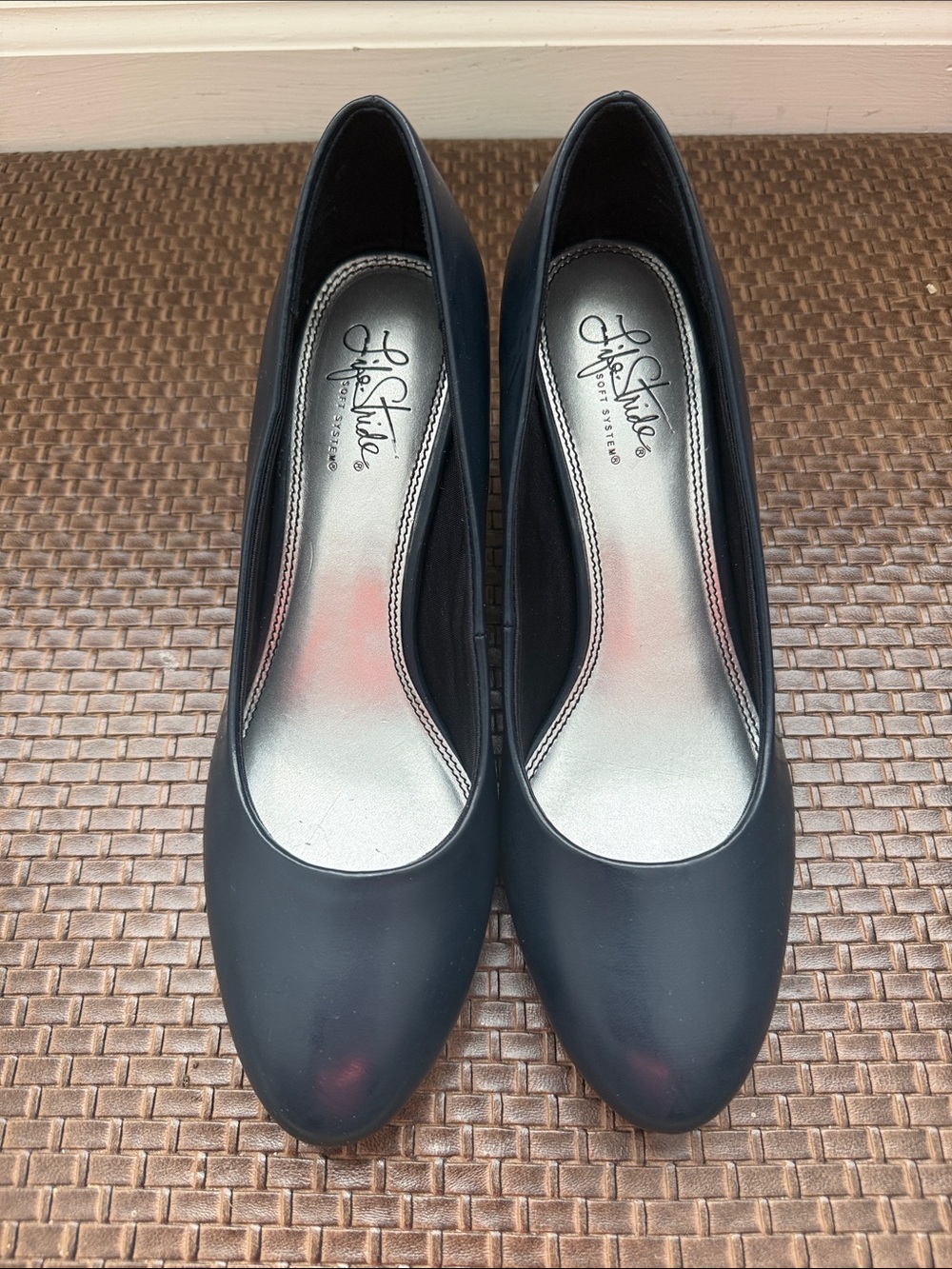 Life Stride Navy Blue Mid Heel Court Shoe - Picture 3 of 6